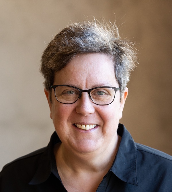 Profile picture of Leigh Johnston