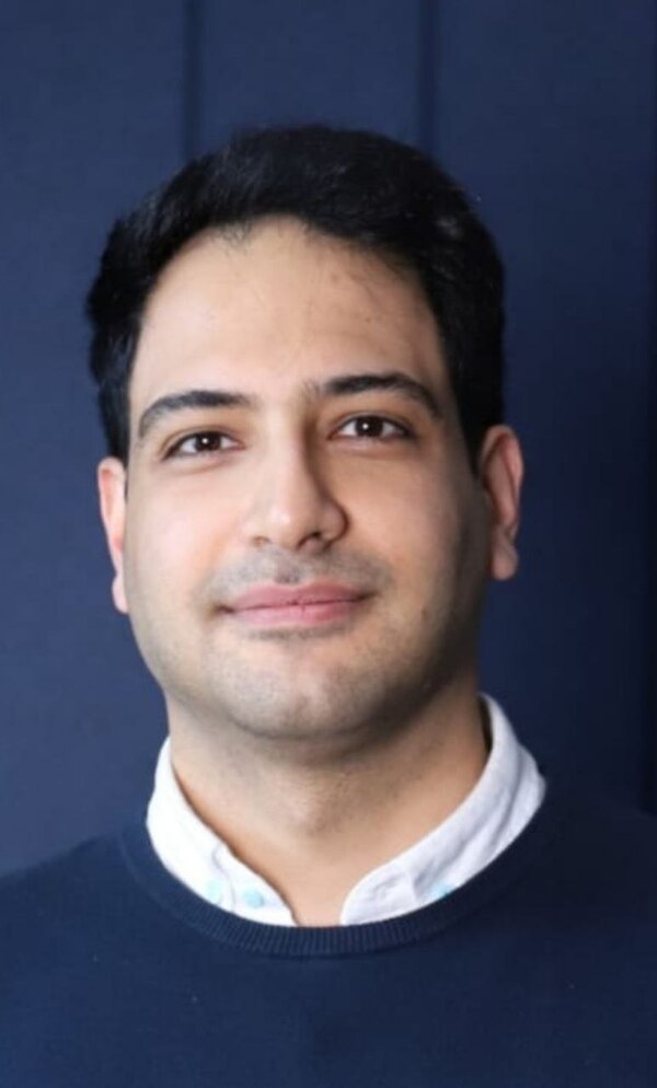 Profile picture of Arash Momeni