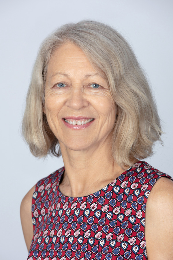 Profile picture of Robyn Eckersley