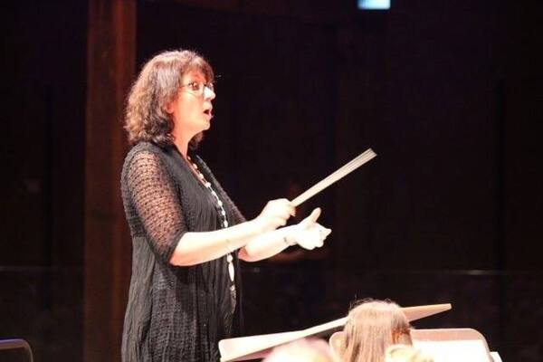 Profile picture of Sue Arney