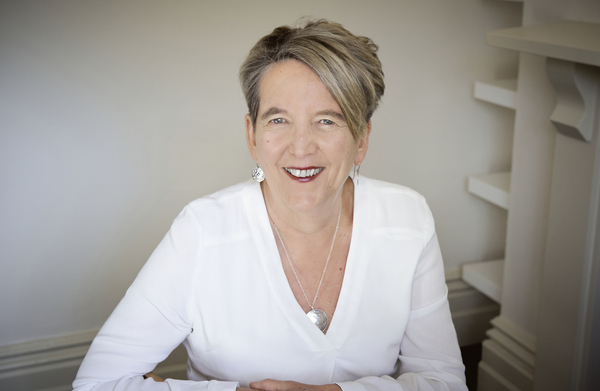 Profile picture of Gina Perry