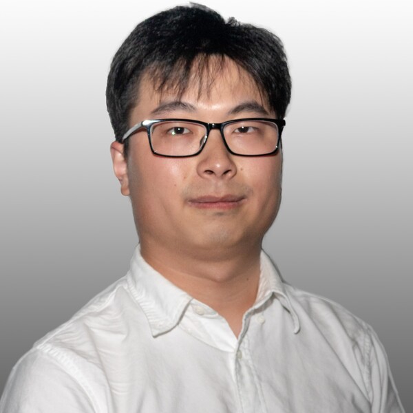 Profile picture of Desmond Zhang