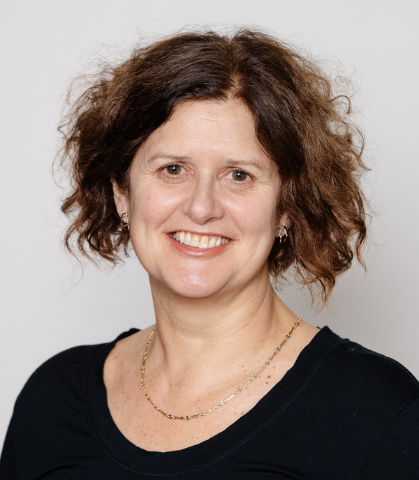 Profile picture of Julie McLeod