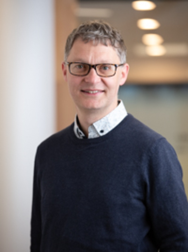 Profile picture of Stephen Wood